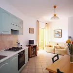 Hotel apartamentowy Ideal
