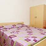 Hotel apartamentowy Ideal 3*