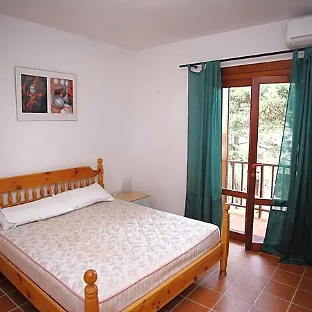 Ideal Apartahotel 3*