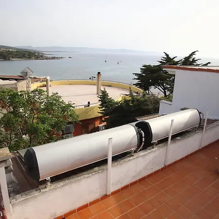 Ideal Aparthotel 3*